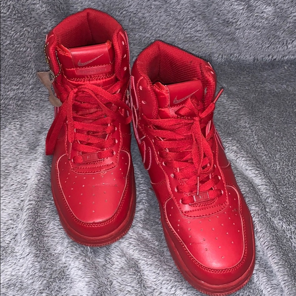 Red Nike shoes (men)